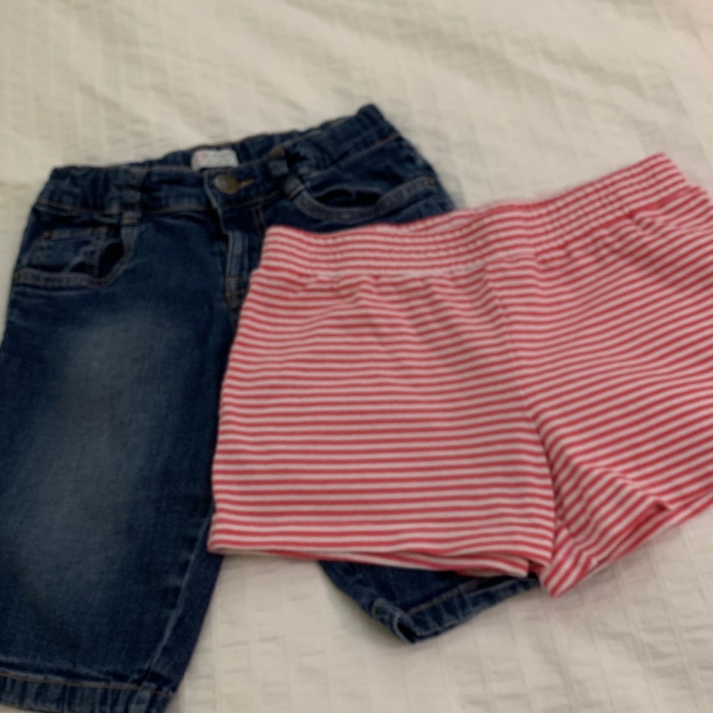 GIRL's SHORTS 2 pieces, size 10